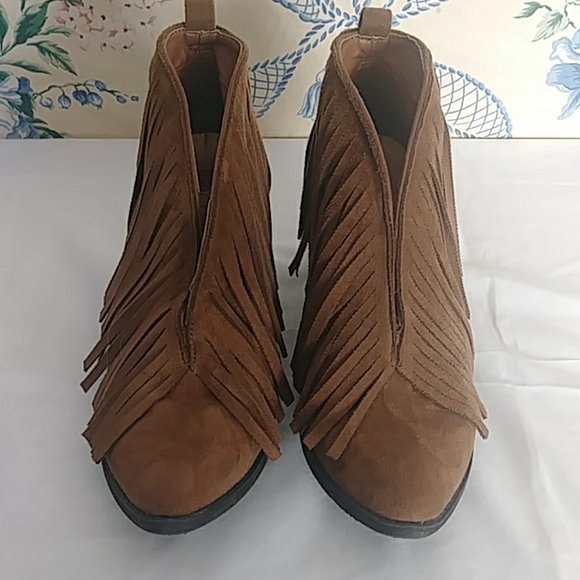 Brown Ankle Boots - Picture 1 of 8
